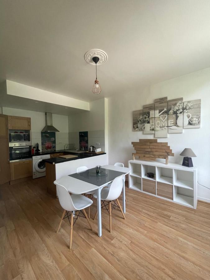 Le Chateau Emile Loubet - Appartement Entier La Bégude-de-Mazenc Exterior photo